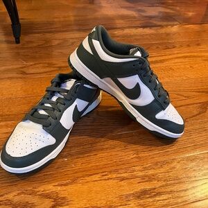 Nike Dunks